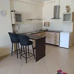 Summer Life Apartment
