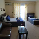 Summer Life Apartment