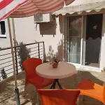 Summer Life Apartment *