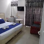 Summer Life Apartment