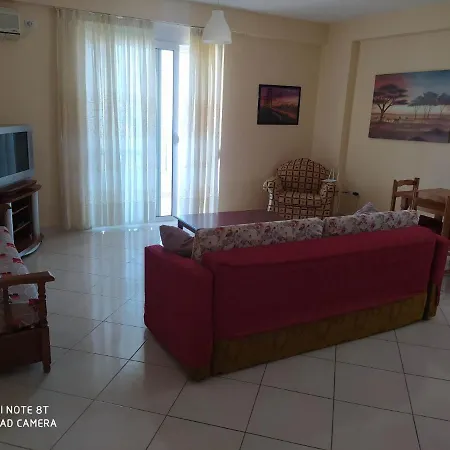 Summer Life Apartment Sarande