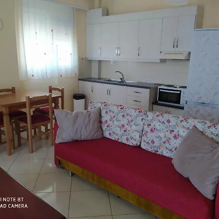 Summer Life Apartment *