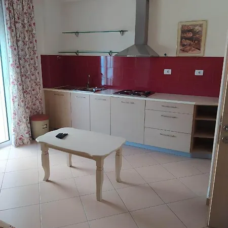 Summer Life Apartment Sarande