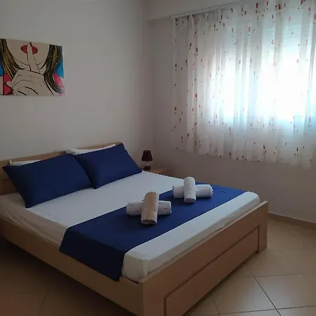 Summer Life Apartment